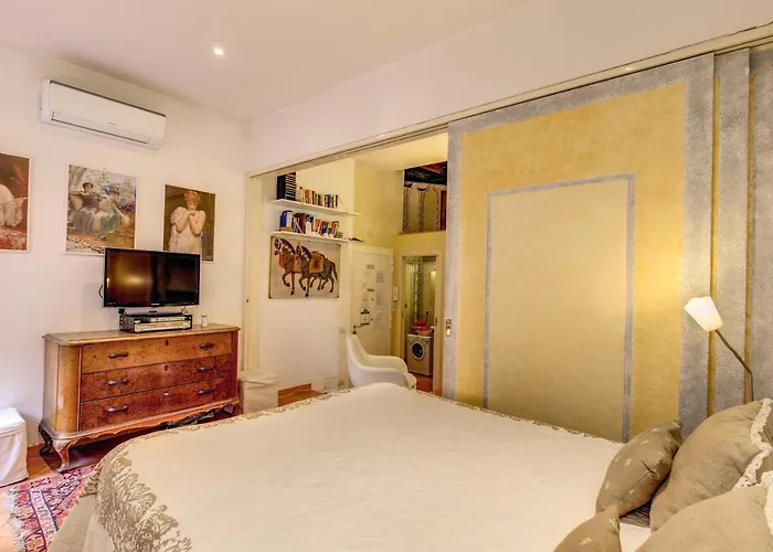 Monti Romantic Sunshine Maisonette *
