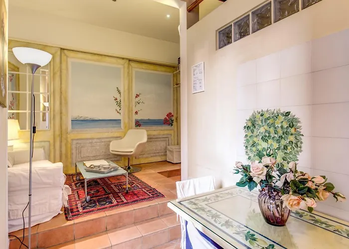 Monti Romantic Sunshine Maisonette * Roma